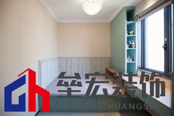 142㎡現(xiàn)代簡(jiǎn)約丨 黑白格調(diào)下的溫柔空間！