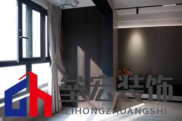 142㎡現(xiàn)代簡(jiǎn)約丨 黑白格調(diào)下的溫柔空間！