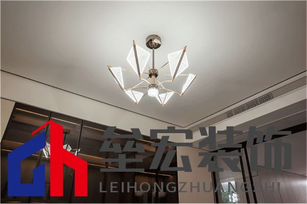 武大靖的冠軍新家燈光原來(lái)有這么多細(xì)節(jié)，華藝照明是怎么做到的