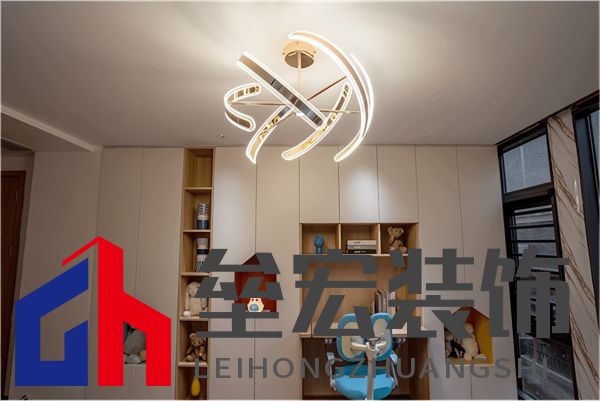 武大靖的冠軍新家燈光原來(lái)有這么多細(xì)節(jié)，華藝照明是怎么做到的