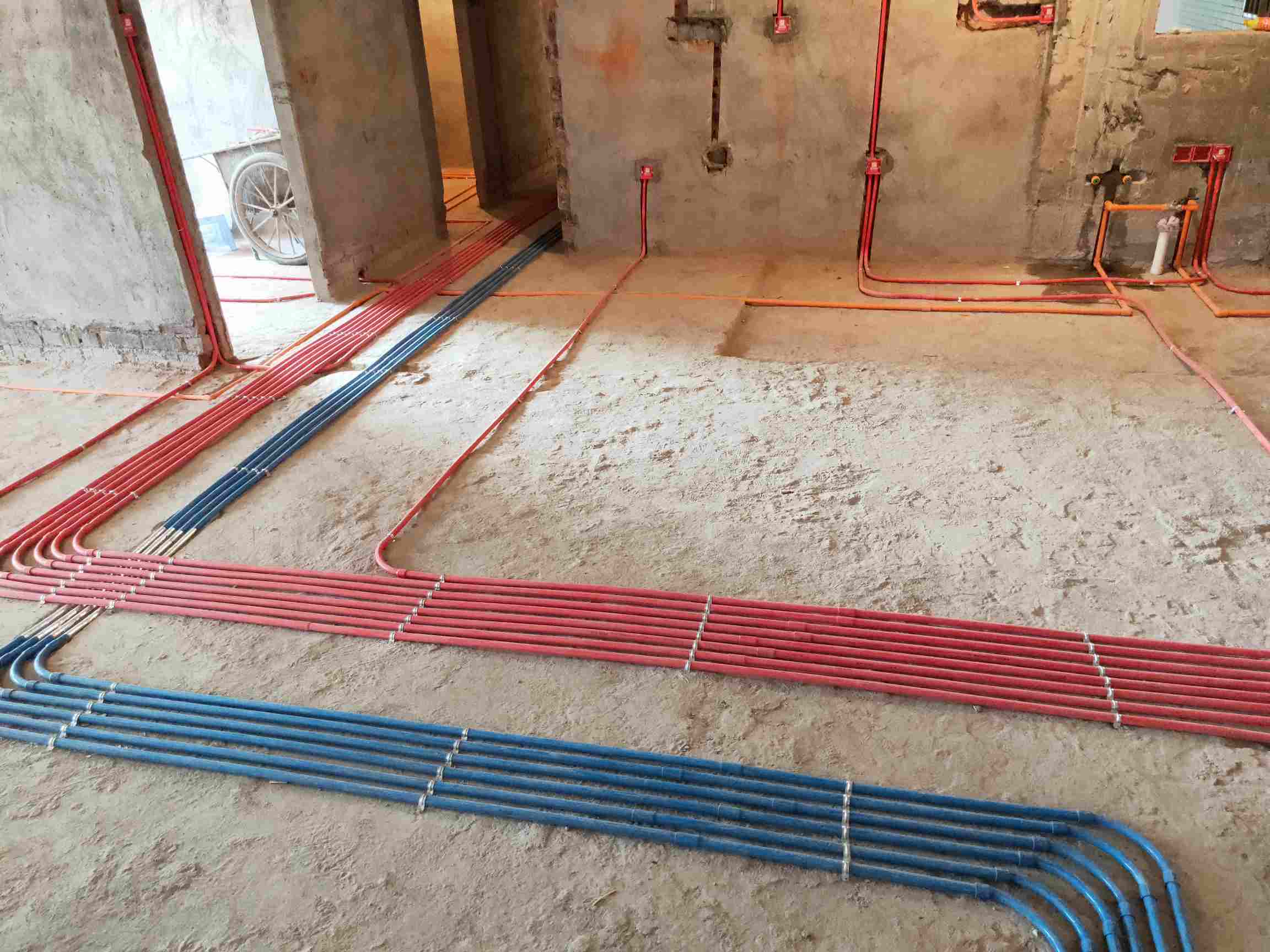 廈門(mén)水電工錢(qián)家裝多少錢(qián)_廈門(mén)裝修水電工人_廈門(mén)水電安裝多少錢(qián)一平方
