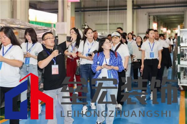 新質生產(chǎn)力 “碳”領未來——全國百家媒體走進四季沐歌空氣能熱泵超級工廠活動成功舉行